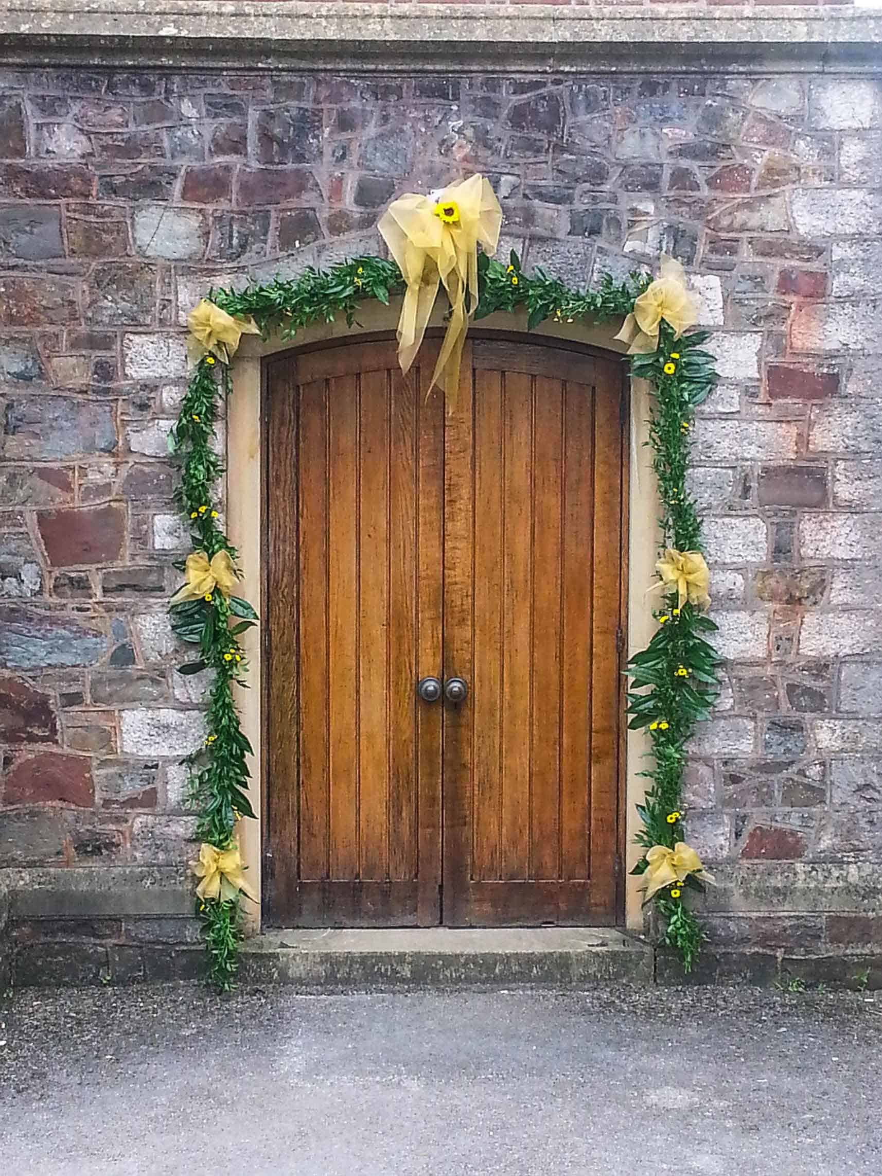 Rosebuds_flowers_torquay_door