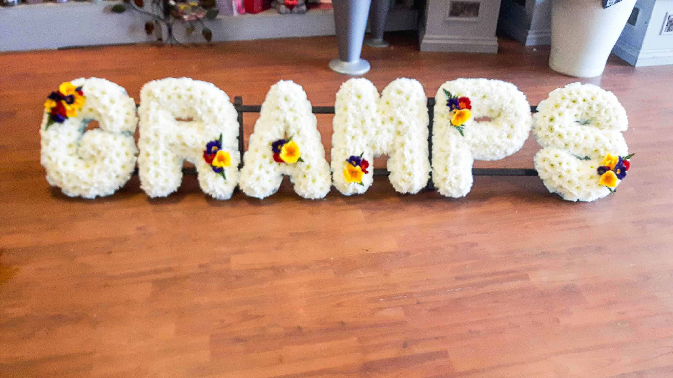 Rosebuds_flowers_torquay_letters_8