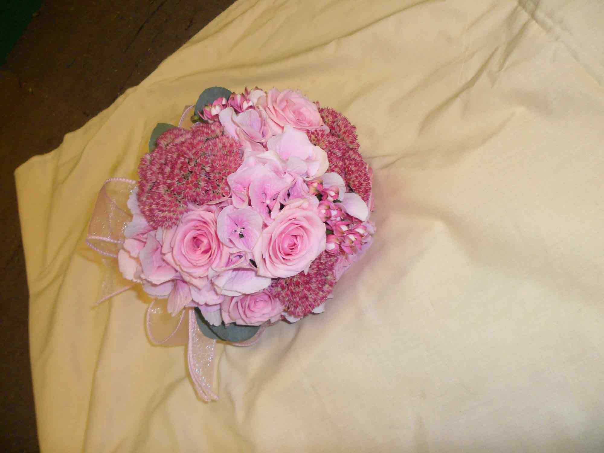 rosebuds_florists_bridal_pink_flowers